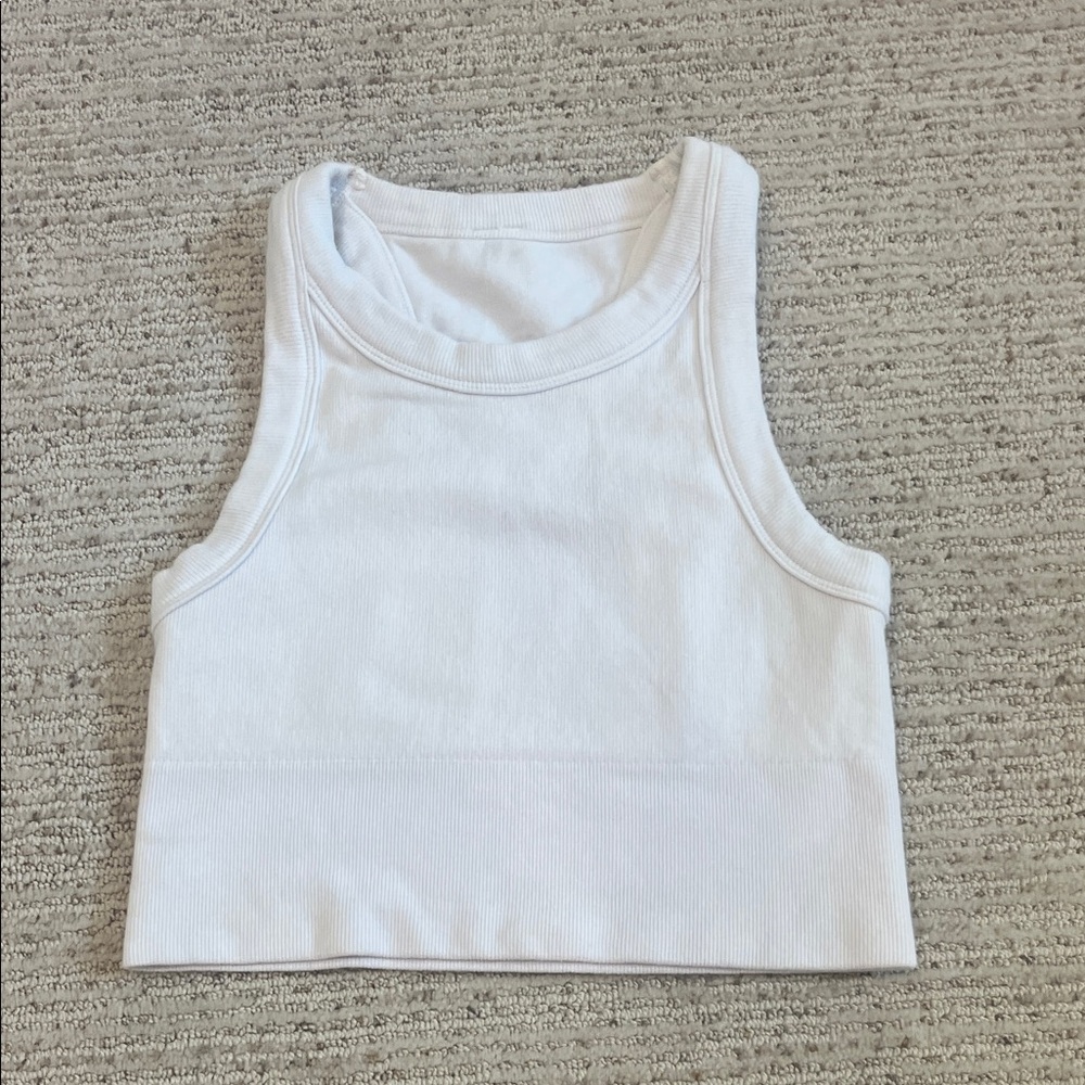 CROPPED WHITE ALO TANK TOP